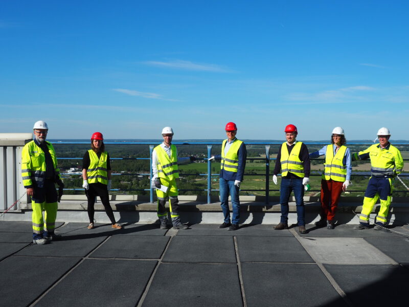 Gemeinsam mit Sahra Damus (2. von links) und Clemens Rostock (3. von rechts) habe ich das Rüdersdorfer Zementwerk besucht.